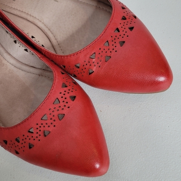 Miz Mooz NYC Red Bombay Cutout Pointed Toe Ballet Flats - Size 7 - 7.5 (7/37.5) - Picture 9 of 15